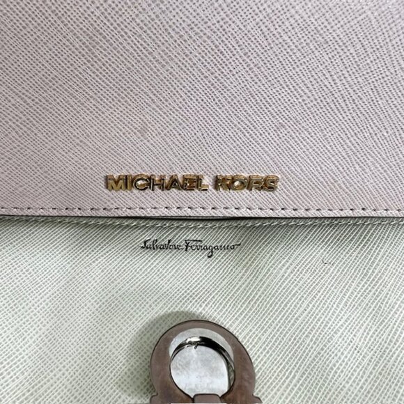 2)Women  Leathers Wallet Beige Bifo Salvatore Ferragamo  Cream & Micheal Kors(14 - Picture 5 of 15